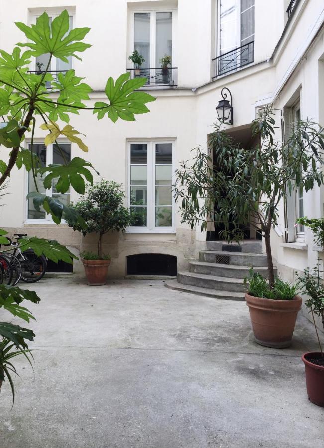 New Apartment In The Heart Of Le Marais Paris Luaran gambar